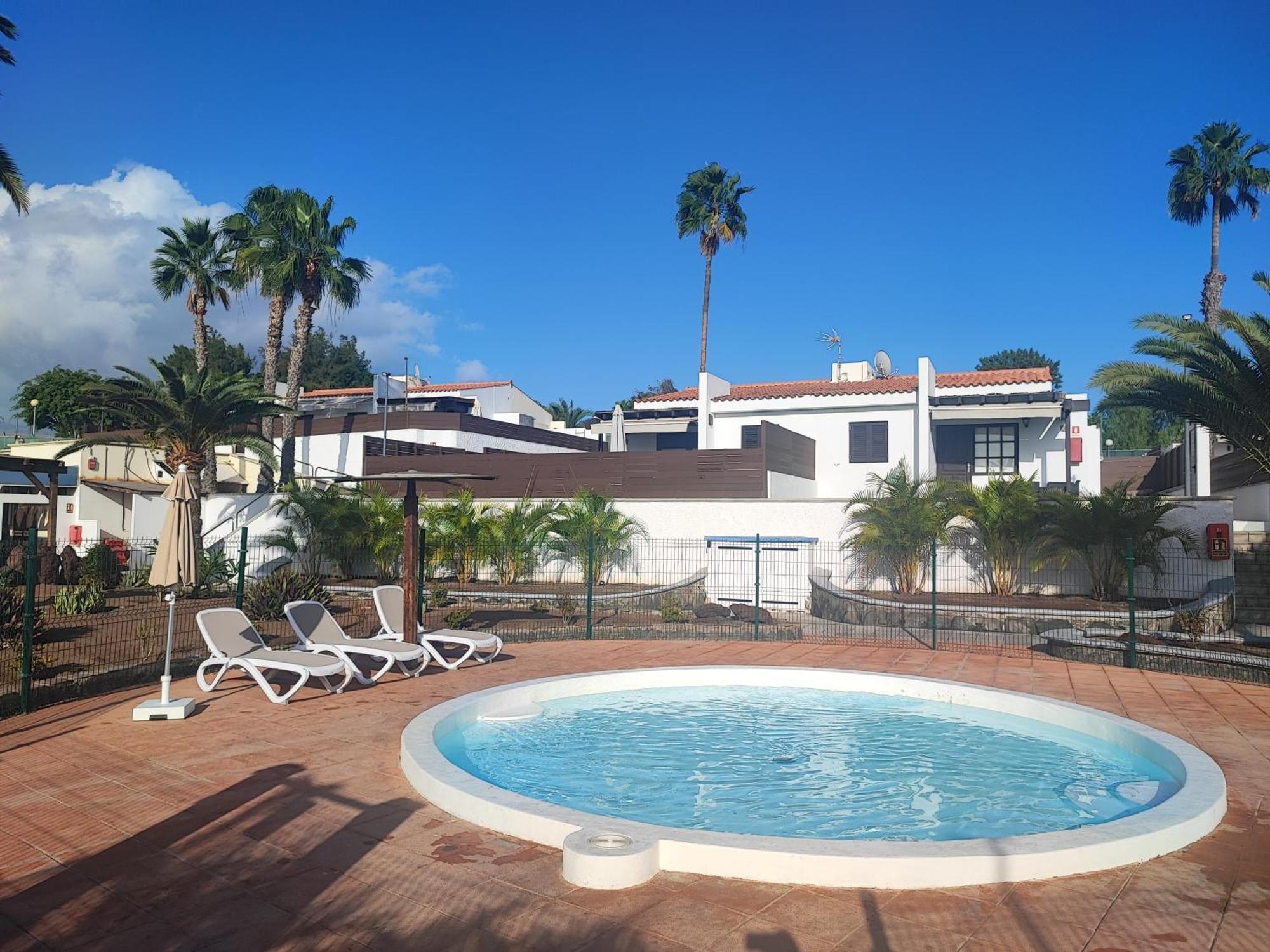 Bungalow 1 Maspalomas Golf con piscina y jardín San Bartolomé Exterior foto